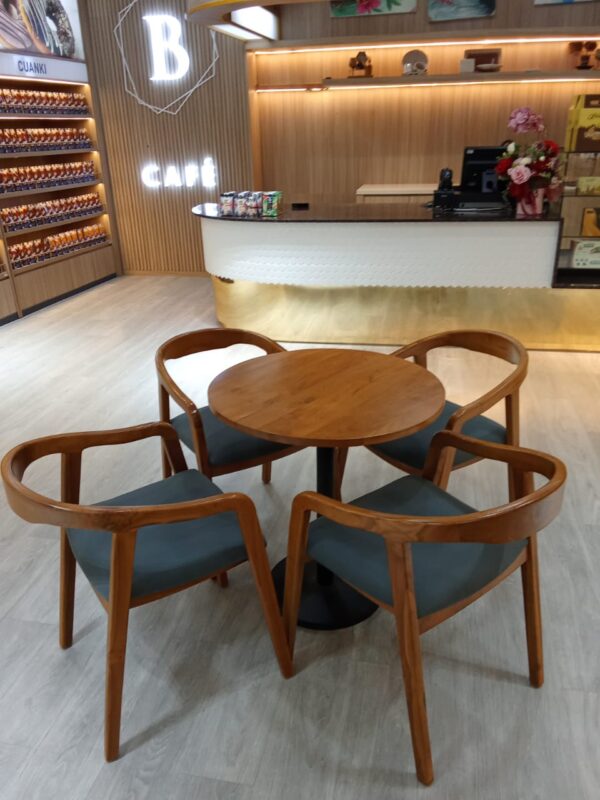 Set Meja Kursi Cafe Elegan