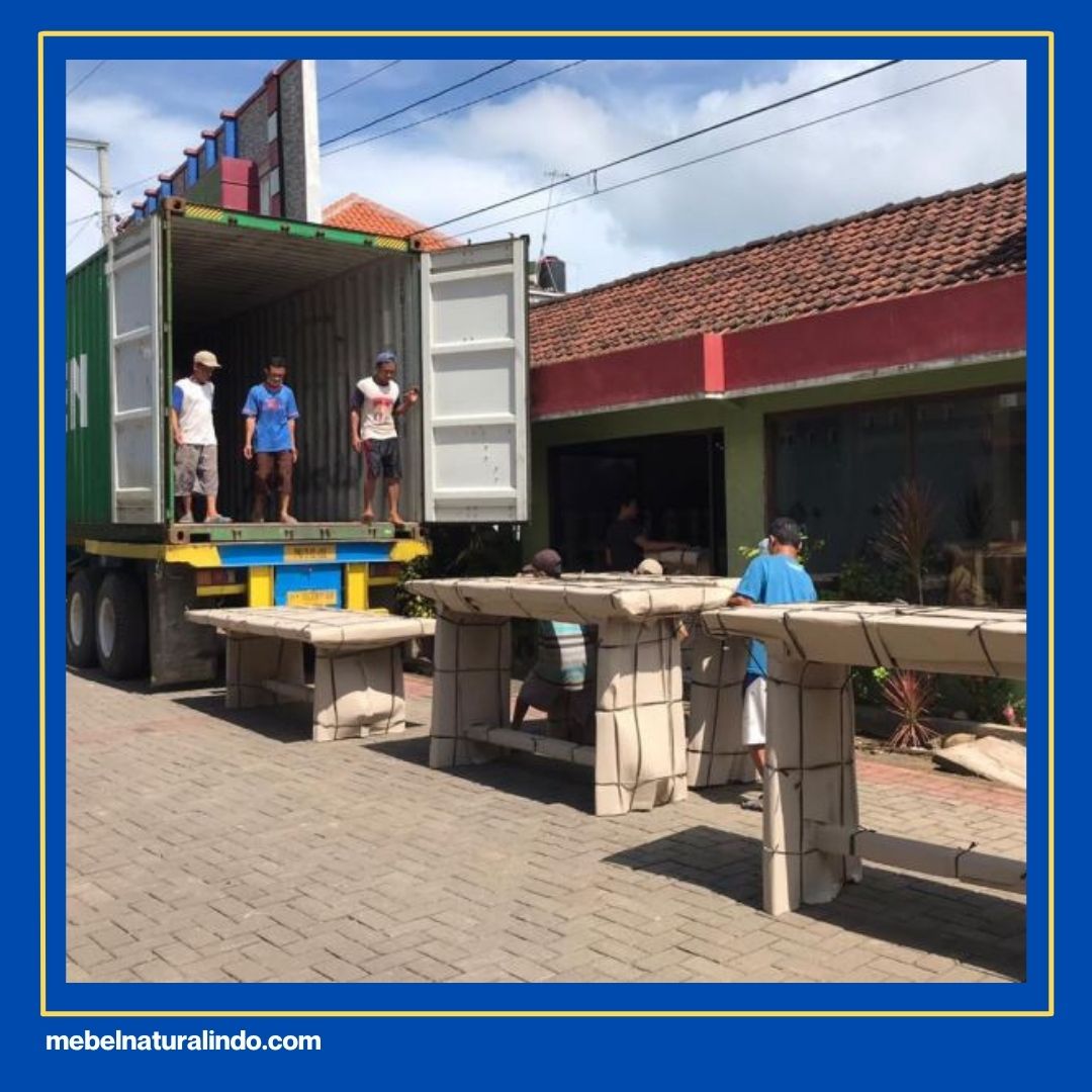 Toko Furniture Jati di Medan