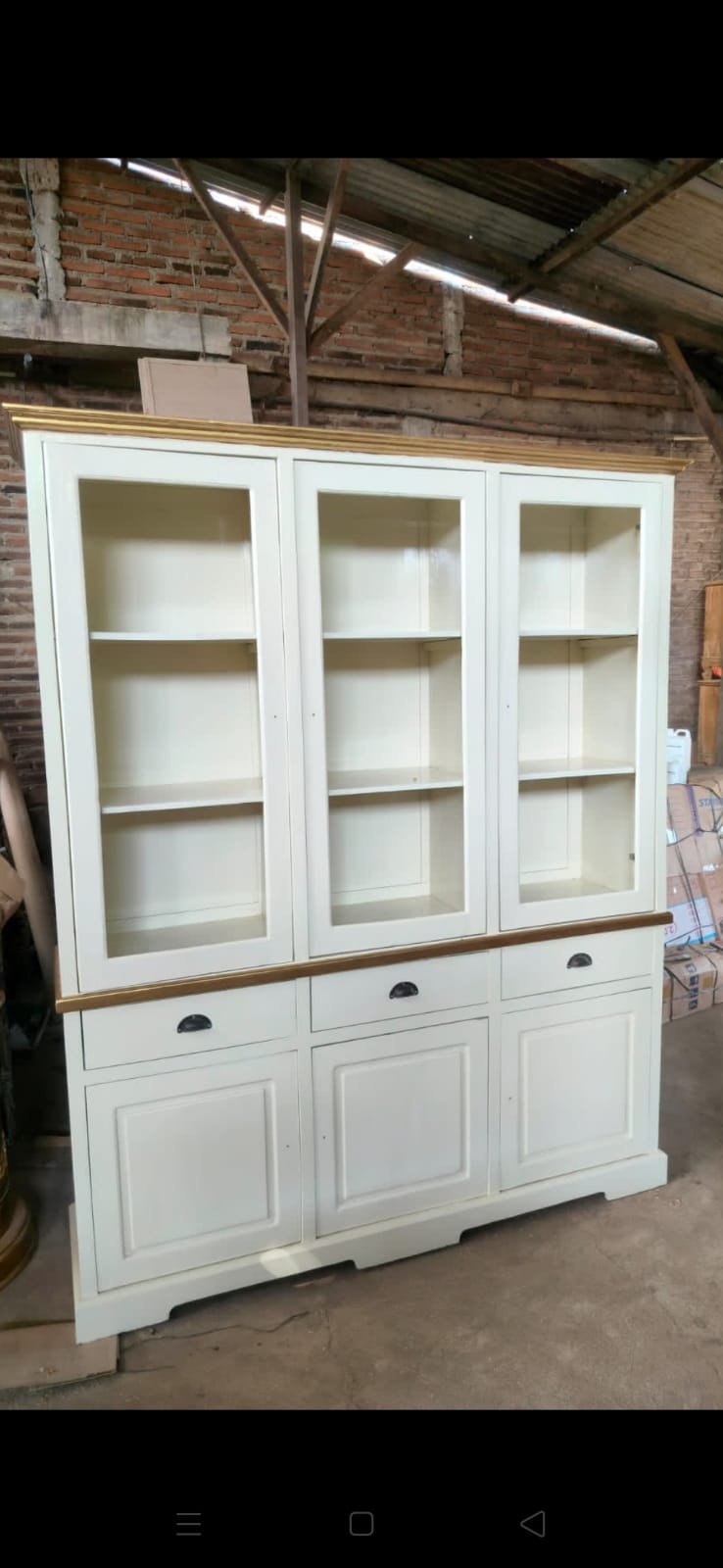 Lemari Display Kaca Kayu
