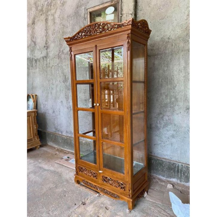 Lemari Display Kaca Kayu
