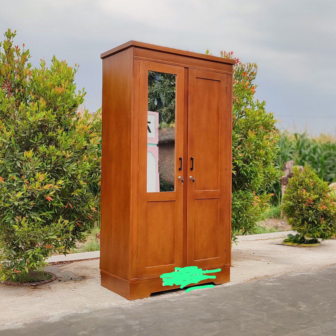 Lemari Pakaian Minimalis