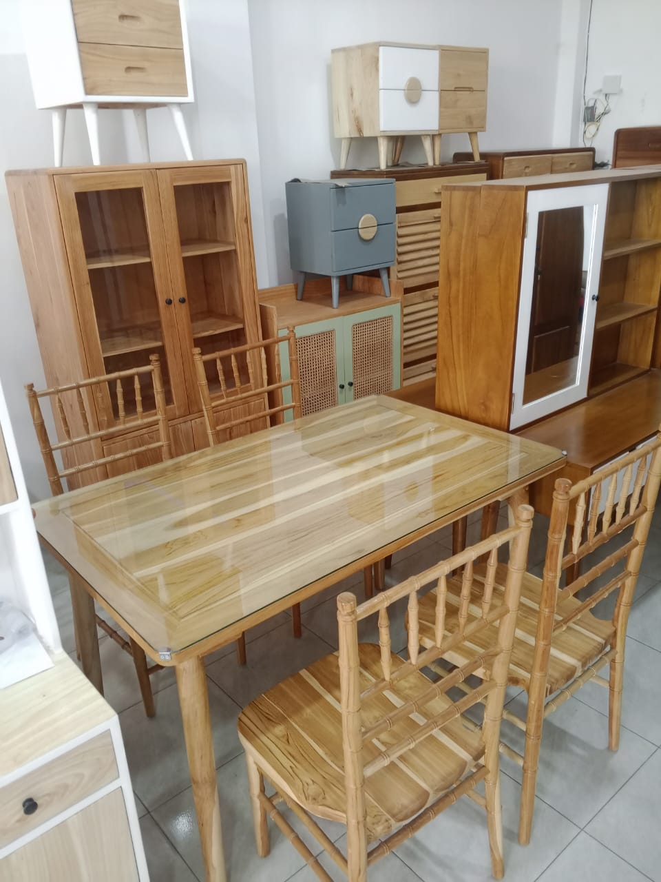 Inspirasi Meja Makan Minimalis