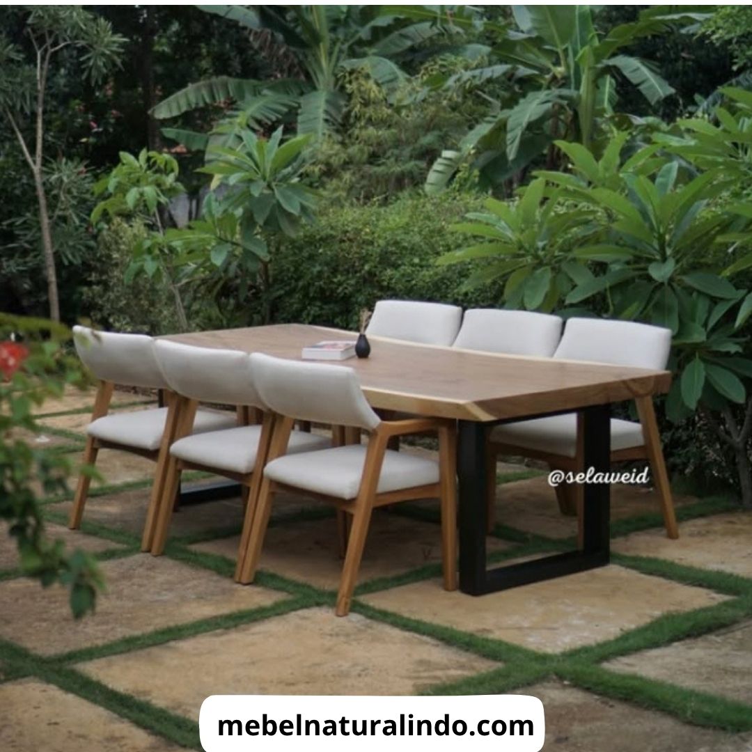 Meja Makan Kayu Jati